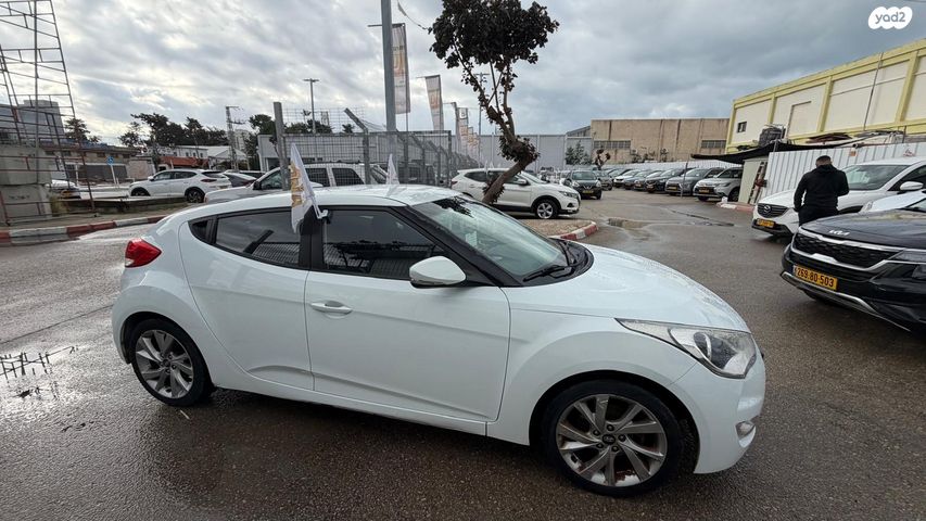 מודעת רכב יונדאי ולוסטר