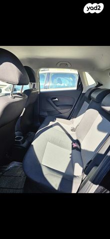 פולקסווגן פולו 