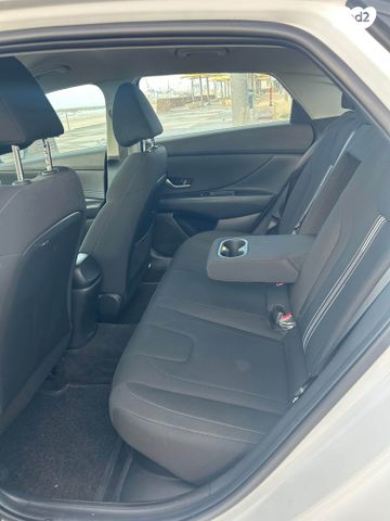 יונדאי אלנטרה