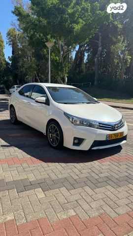 מודעת רכב טויוטה קורולה