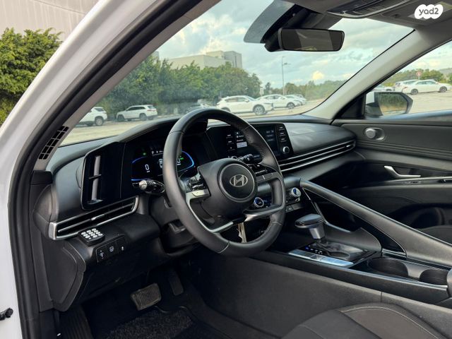 יונדאי אלנטרה