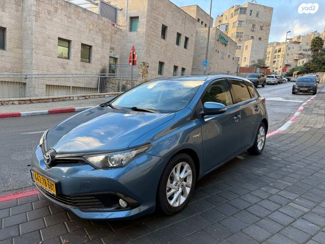מודעת רכב טויוטה אוריס