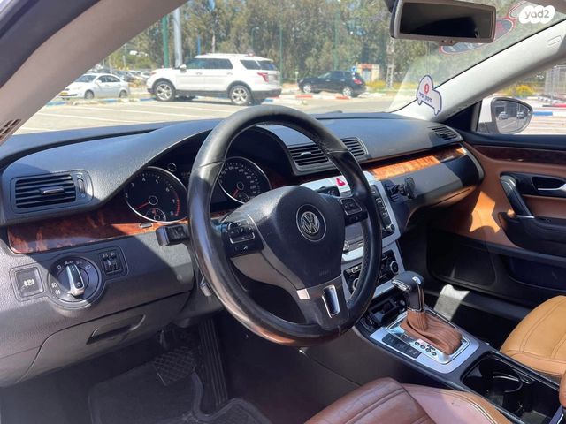 פולקסווגן פאסאט CC