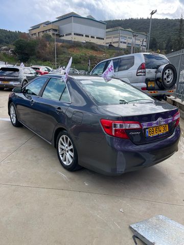 טויוטה קאמרי