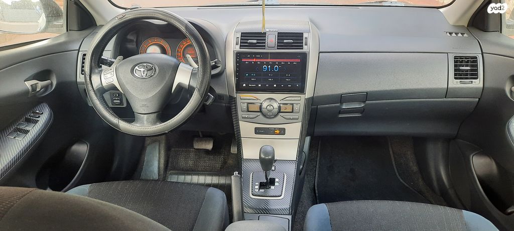 טויוטה קורולה