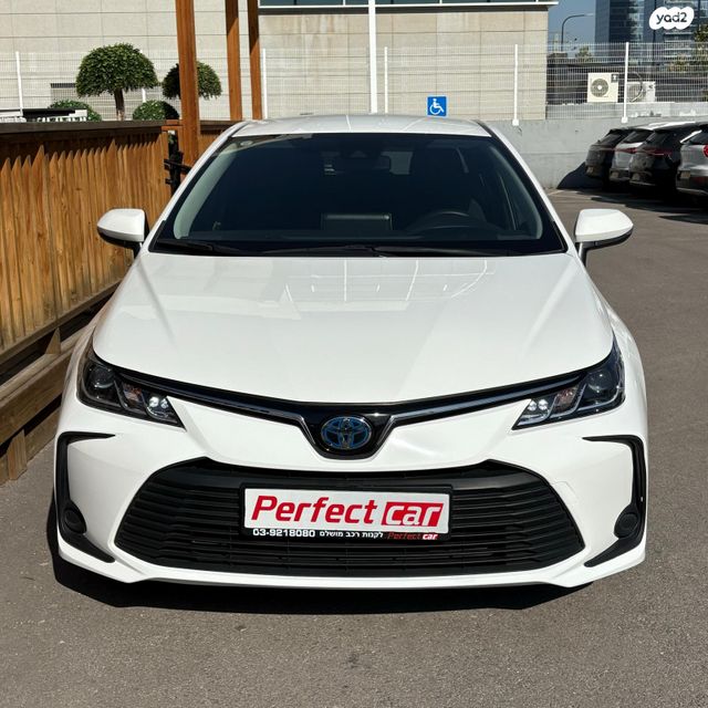 טויוטה קורולה