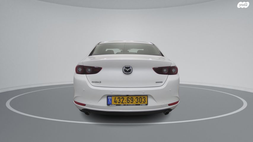 מאזדה 3