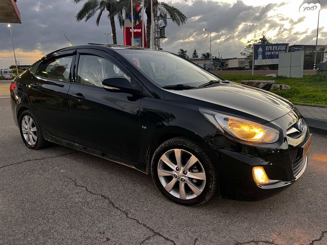 יונדאי אקסנט i25