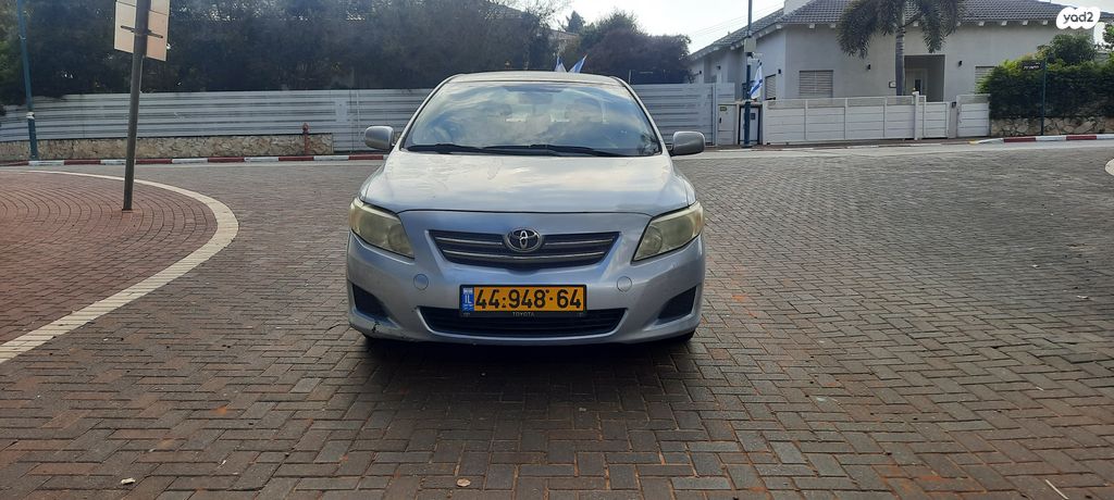 מודעת רכב טויוטה קורולה