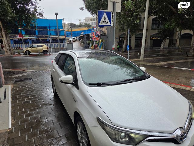 טויוטה אוריס