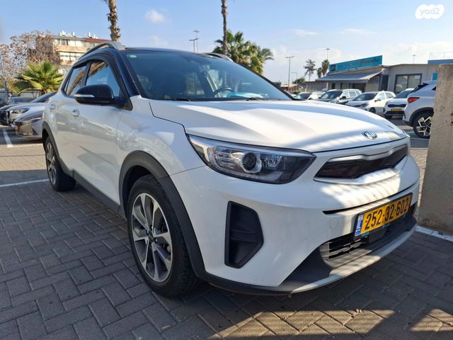 מודעת רכב קיה סטוניק