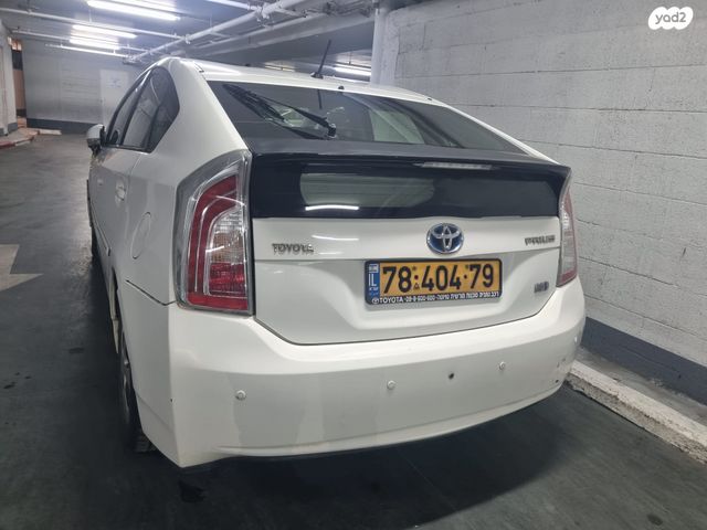 טויוטה פריוס