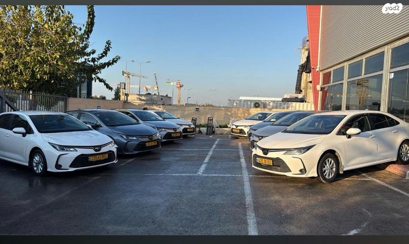 טויוטה קורולה