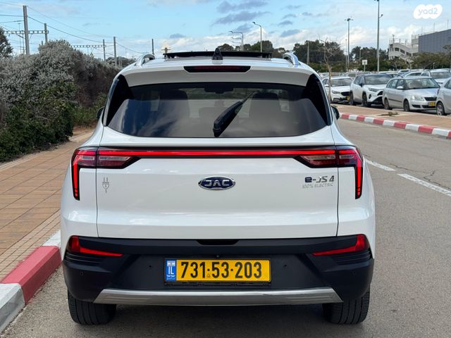 ג׳יי.איי.סי E-JS4