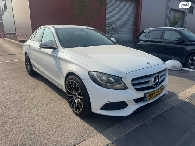מודעת רכב מרצדס-בנץ C-class