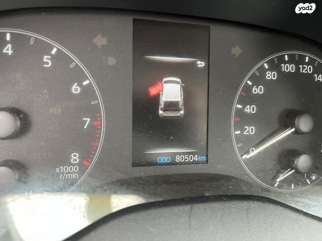 טויוטה יאריס