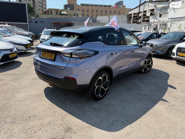 ג׳ילי Geometry C