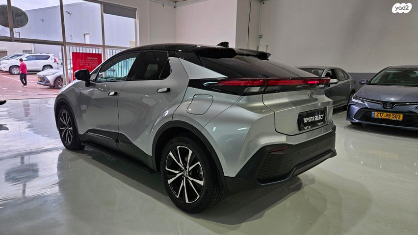 טויוטה C-HR