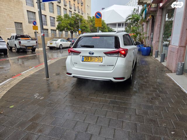 טויוטה אוריס