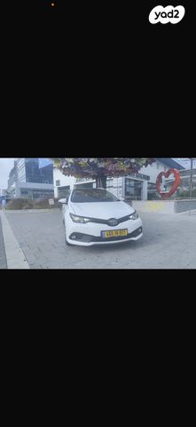 טויוטה אוריס