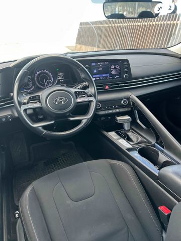 יונדאי אלנטרה