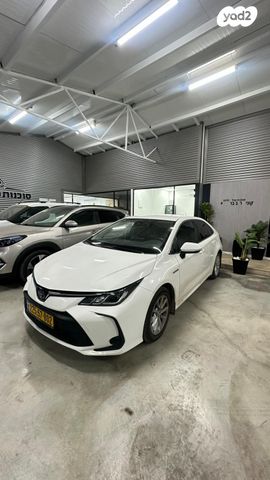 טויוטה קורולה