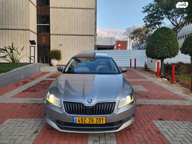 מודעת רכב סקודה סופרב 2