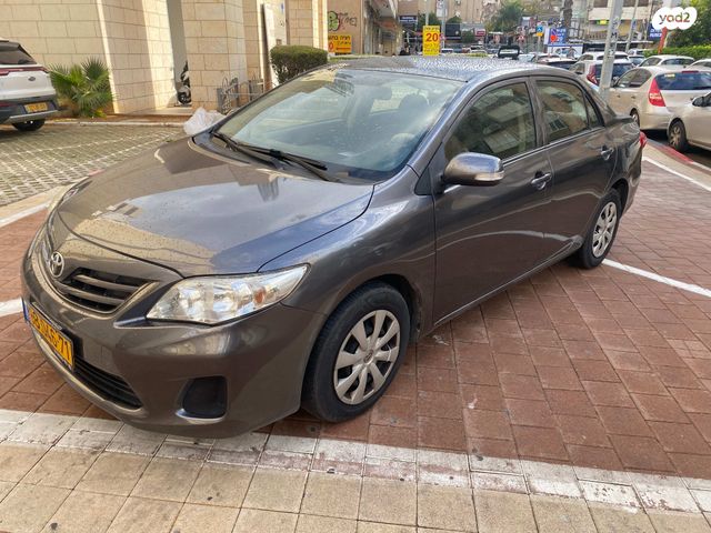 טויוטה קורולה