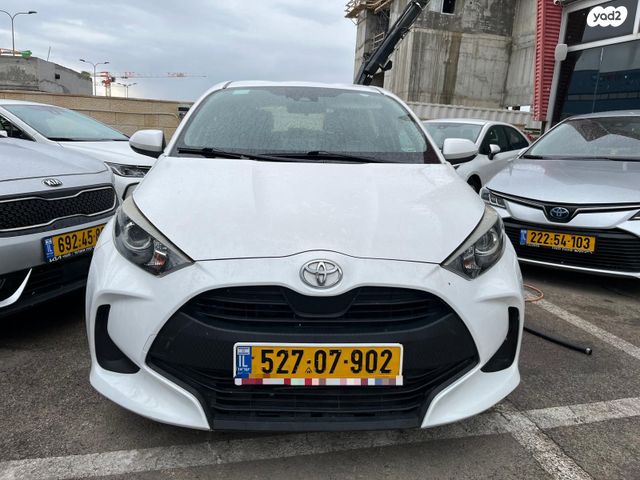 מודעת רכב טויוטה יאריס