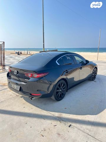 מאזדה 3