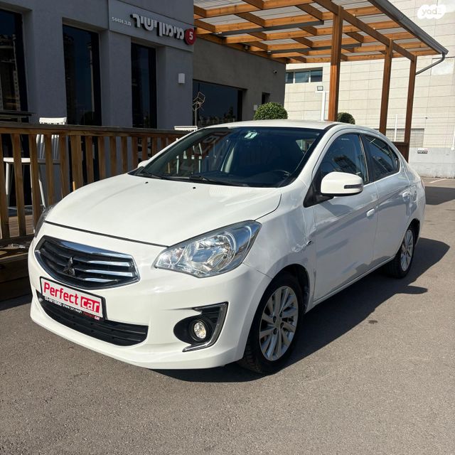 מודעת רכב מיצובישי אטראז'