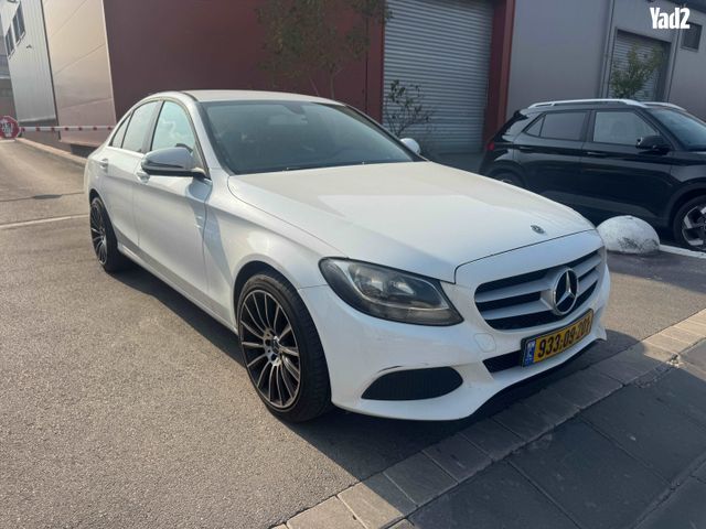 מודעת רכב מרצדס-בנץ C-class