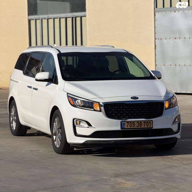 מודעת רכב קיה קרניבל