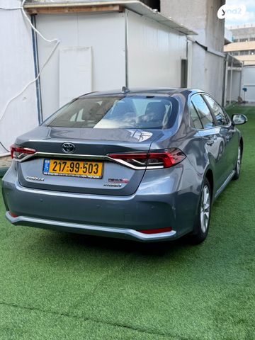 טויוטה קורולה