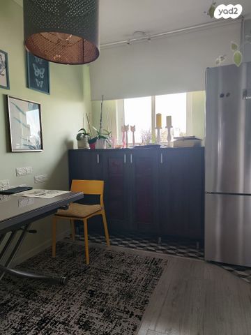 דירה, שדרות יגאל אלון 502, גיורא יוספטל, דימונה