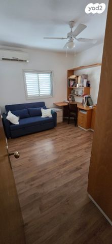 דירה, היסמין 11, הפרחים, כפר סבא