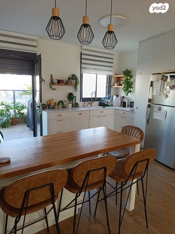 דירה, שדרות ציונה צרפת 33, גדרה מזרח, גדרה