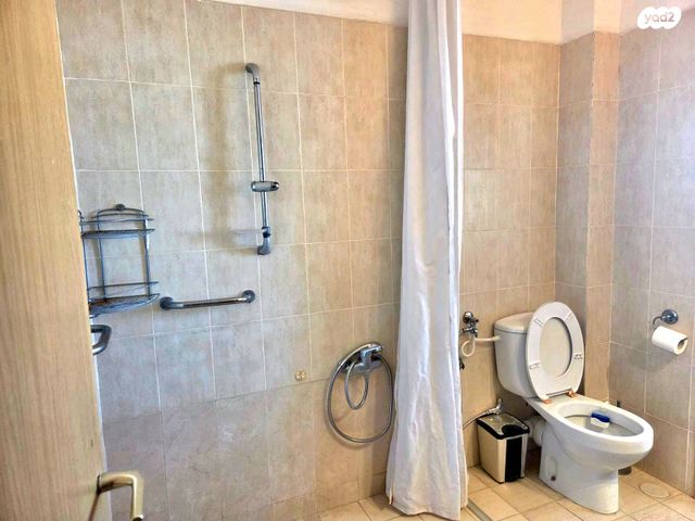 שדרות הרב לוין 40