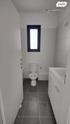 דירה, רועי קליין 2, קרית קריניצי, רמת גן