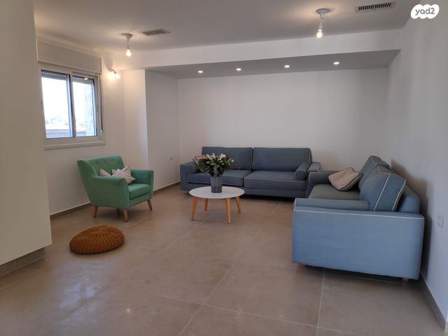 בית פרטי/ קוטג', המייסדים 25, עפרה, עפרה