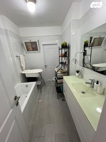 דירה, יהושע ייבין 19, נווה זאב, נאות אילן, באר שבע