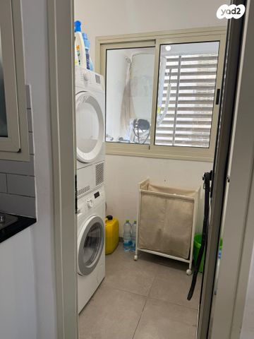 דירה, נחל פולג 25, צור יצחק, צור יצחק