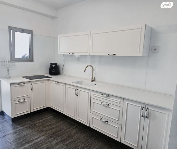 דירה, רוגוזין 37, רובע ד', אשדוד