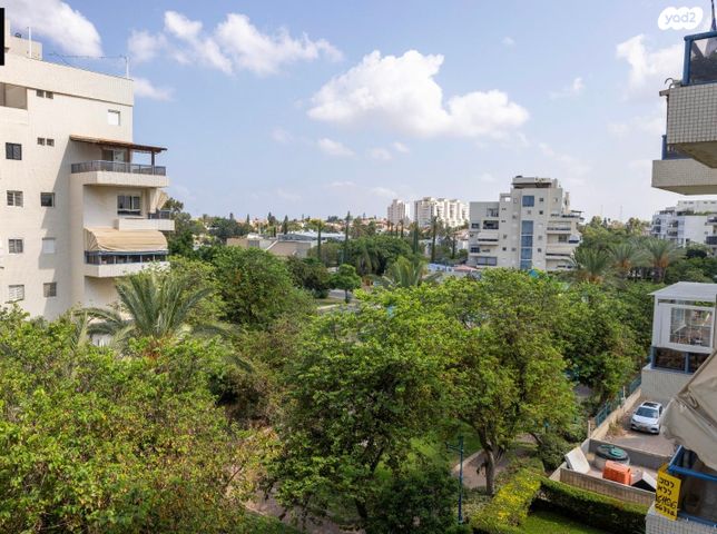 דירה, נופר 28, נאות בגין, לב יבנה, יבנה