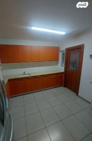 דירה, דוגית 2, קרית מנחם בגין, רמלה