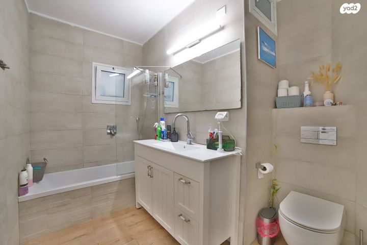 דירה, אורי צבי גרינברג 7, בן גוריון, חולון