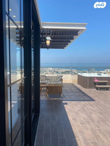 גג/ פנטהאוז, אברהם בלסברג 10, ברנע, אשקלון