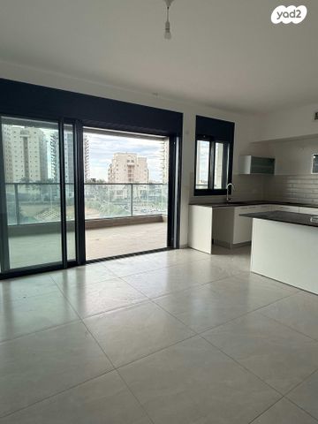 אמנון ליפקין שחק 4