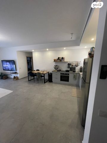 דירה, ארגמן 73, עיר היין, אשקלון