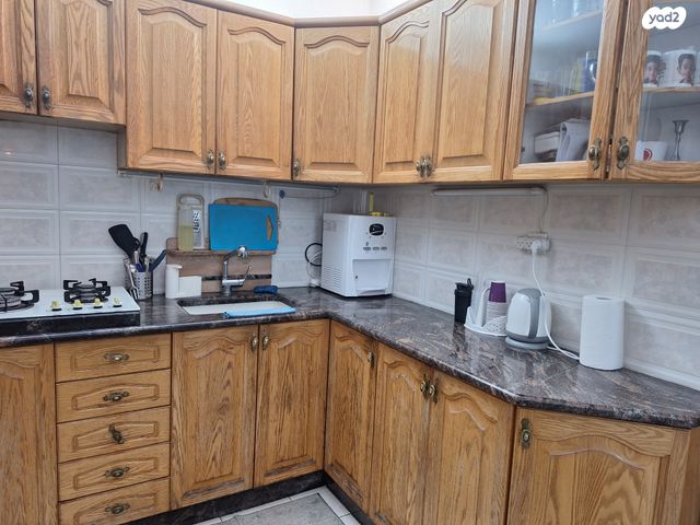 דופלקס, המורן 8, אבן גבירול, רחובות